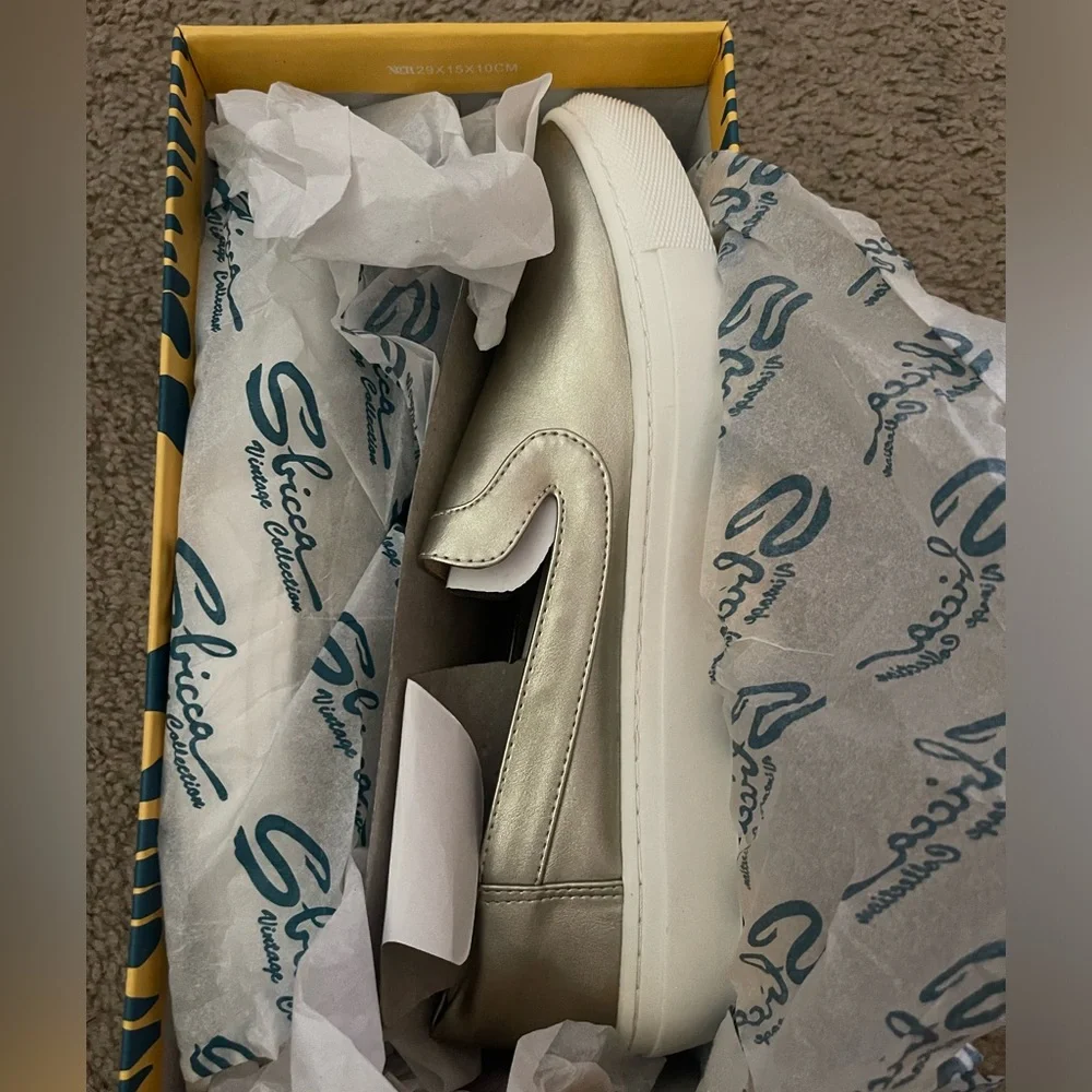 Sbicca Rafa light gold slip on sneakers